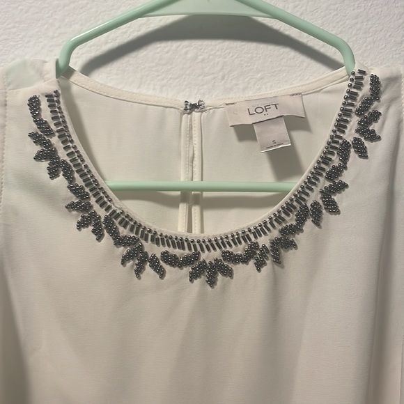 A LOFT Embellished Top! - Picture 3 of 13